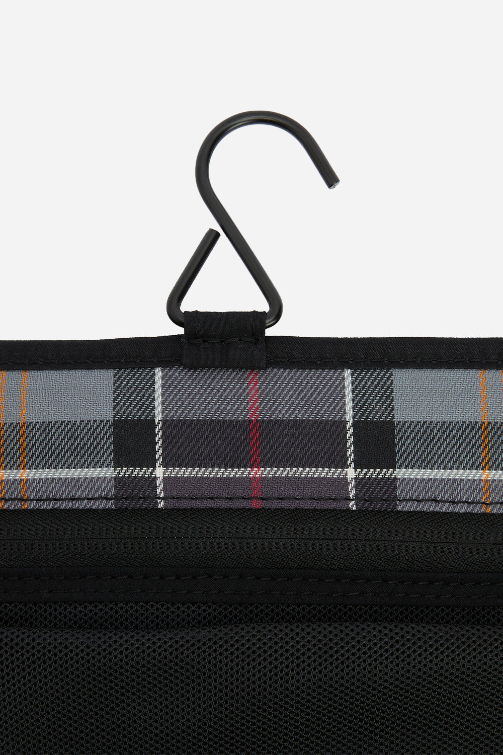 Barbour Transport Hanging Washbag (Black)