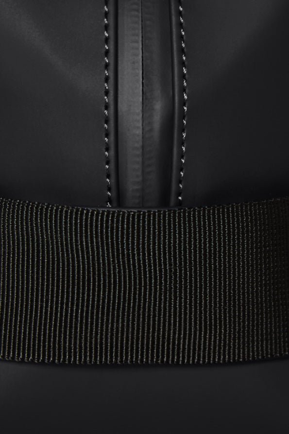 Rains Small Toiletry Wash Bag (Black) | Lifestyle